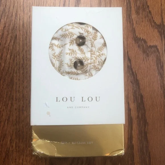 NEW Lou Lou & Company Top + Bottom Set 12-24 Months - Picture 1 of 8